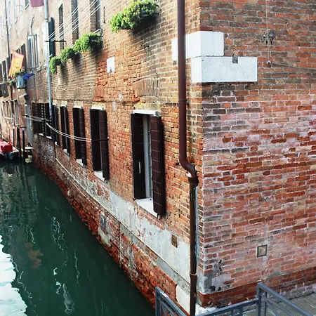 Venezianamente Apartments - Venice City Centre-2
